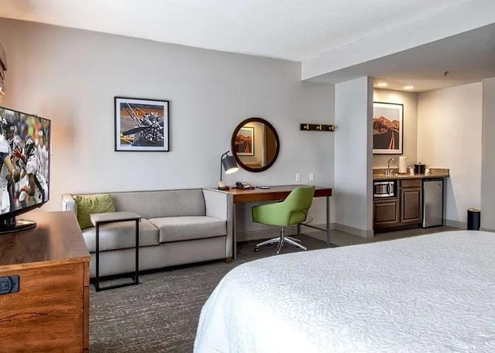 Hampton Inn & Suites By Hilton Hemet Menifee Murrieta