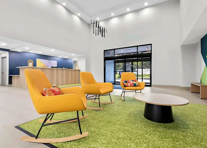 Spark By Hilton Tupelo