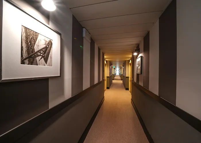 La Meridiana Bleisure Hotel