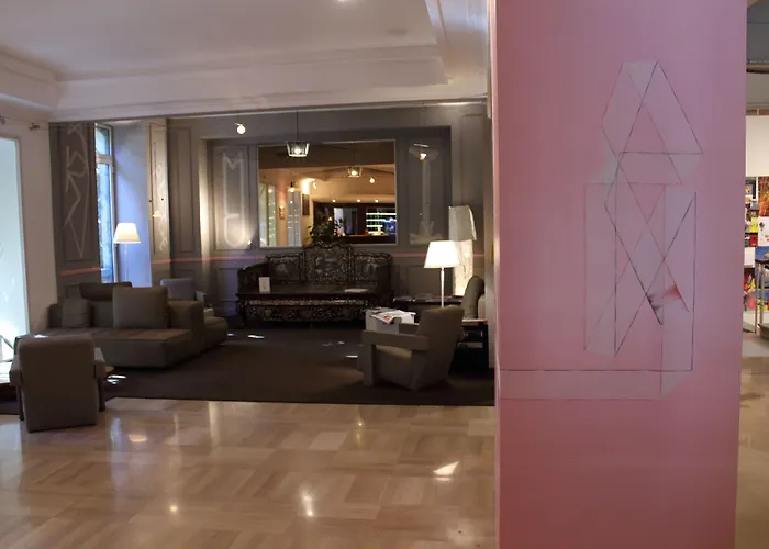 Le Windsor, Jungle Art Hotel