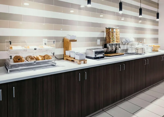 La Quinta Inn & Suites By Wyndham Ankeny Ia - Des Moines Ia