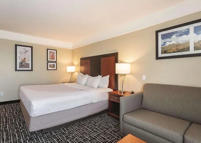 La Quinta By Wyndham Deming