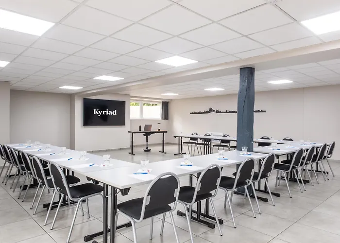 Kyriad Hotel Lyon Givors