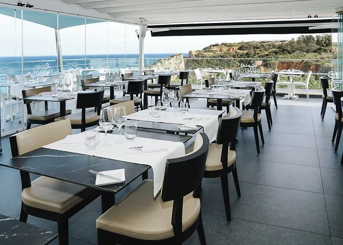 Carvi Beach Hotel