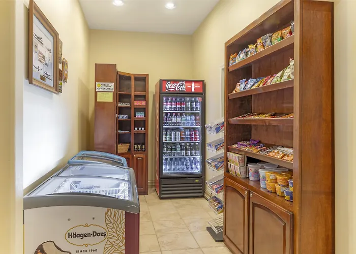 Best Western Plus Monica Royale Inn & Suites
