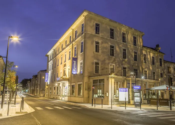 Hotel Kyriad Orange Centre Ville