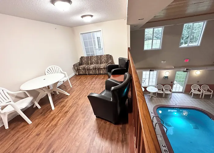 Mainstay Suites Madison Airport