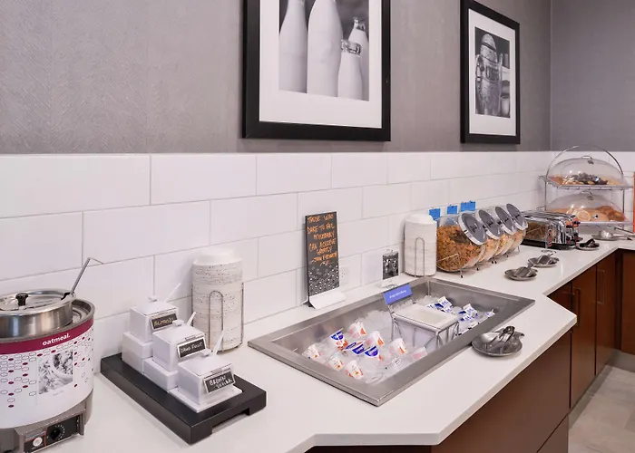 Hampton Inn&Suites Legacy Park-Frisco