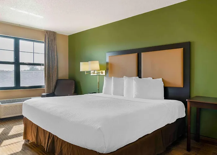 Extended Stay America Suites - Detroit - Canton