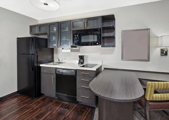 Candlewood Suites Appleton By Ihg