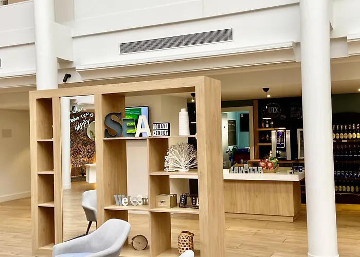 Holiday Inn Calais Coquelles, an IHG Hotel