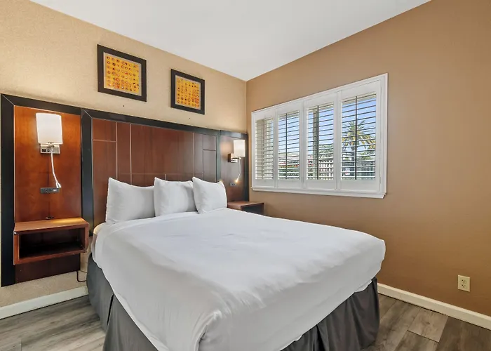 Lions Gate Hotel