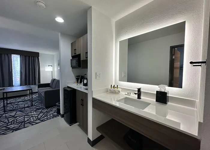 Best Western Plus Lexington Ne