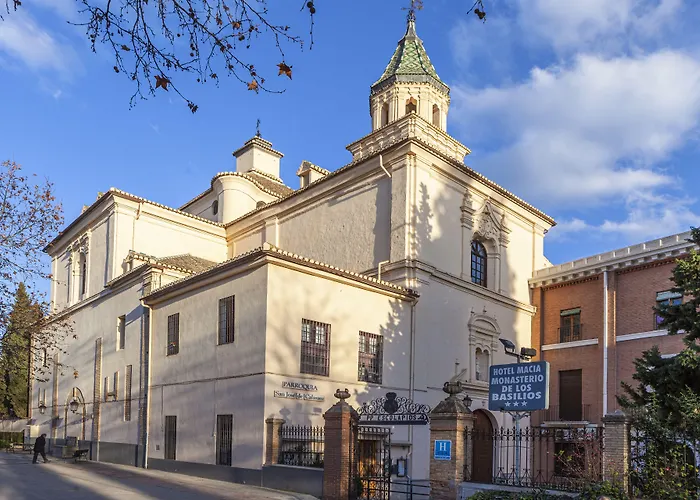 Hotel Macià Monasterio de los Basilios
