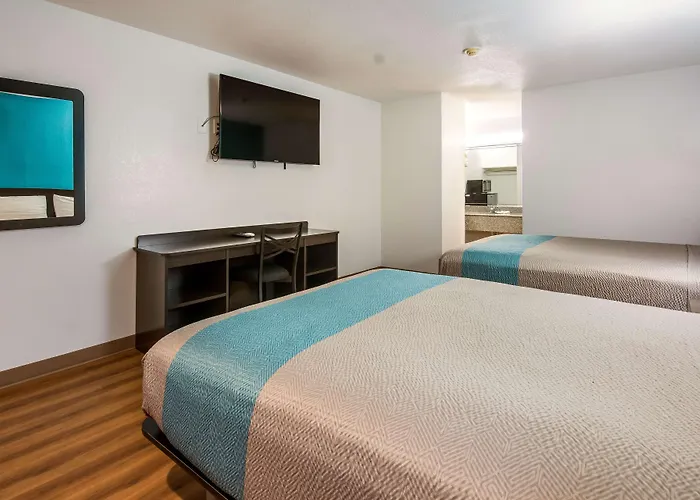 Motel 6-Freeport, Tx