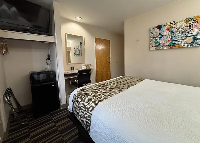 Microtel Inn By Wyndham Champaign