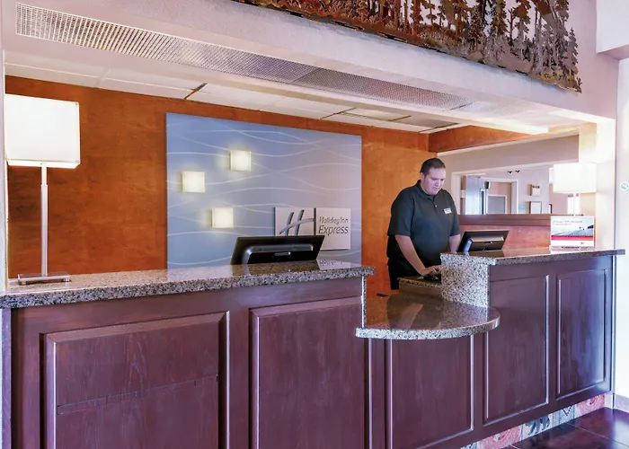 Holiday Inn Express Hotel & Suites Raton By Ihg