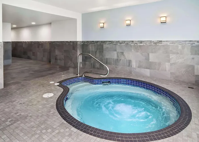 Best Western Plus Pitt Meadows Inn & Suites
