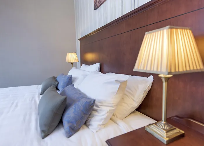 Salutation Hotel