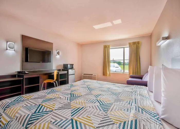 Motel 6-Springfield, Oh