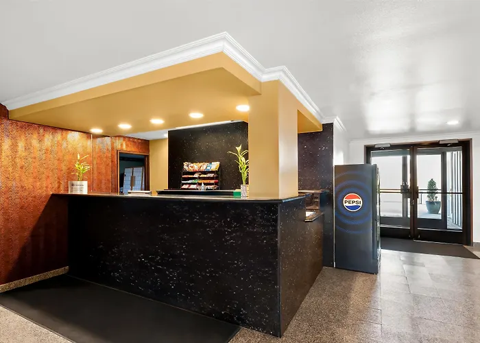 Best Western Chieftain Inn