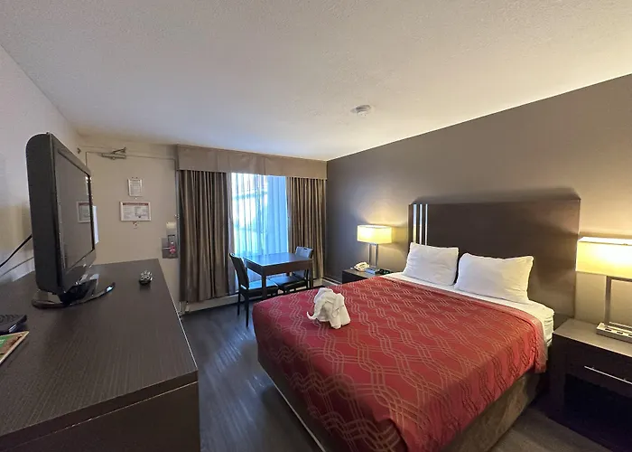 Econo Lodge Inn&Suites Lethbridge - Henderson Lake