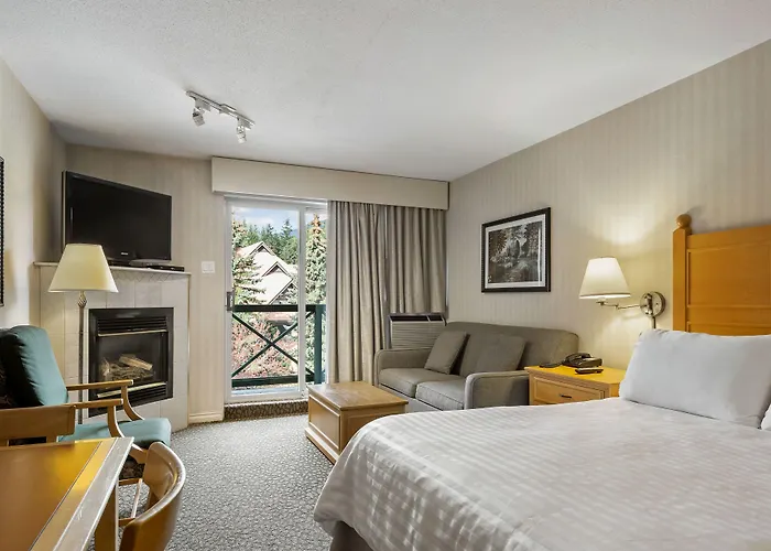 Pinnacle Hotel Whistler