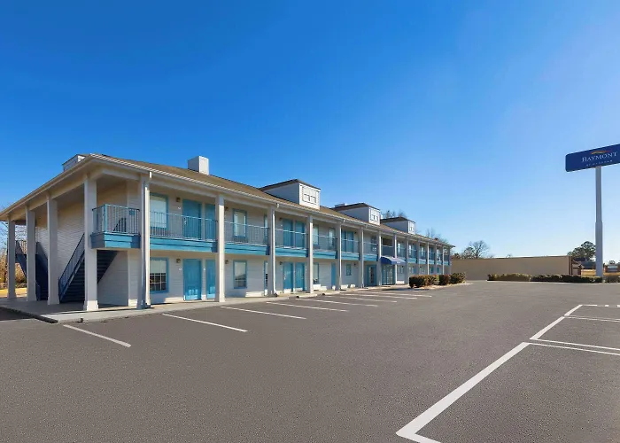 Baymont By Wyndham Selma