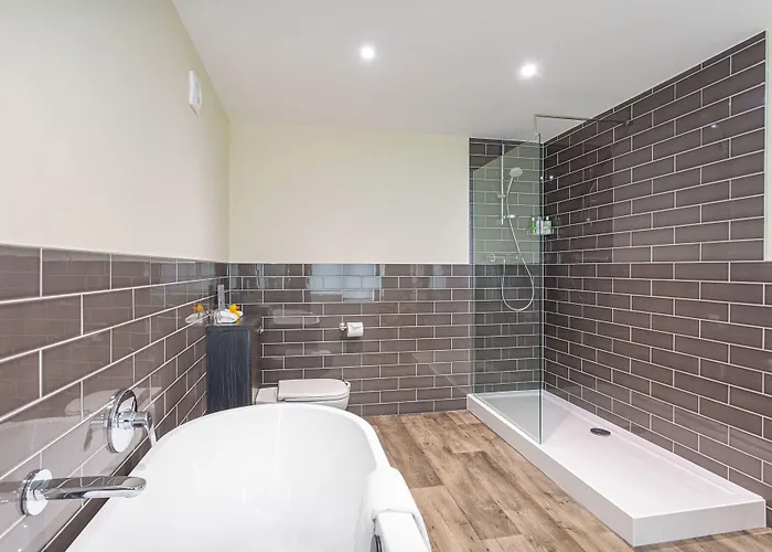 The Swan Hotel, Wells, Somerset - The Coaching Inn Group