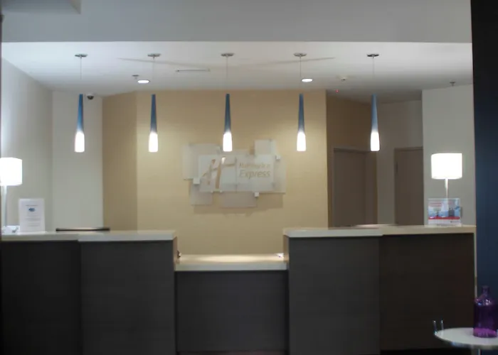 Holiday Inn Express Hickory - Hickory Mart By Ihg