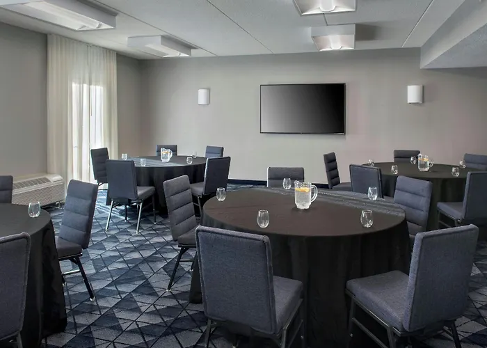 Courtyard By Marriott Silver Spring North/White Oak