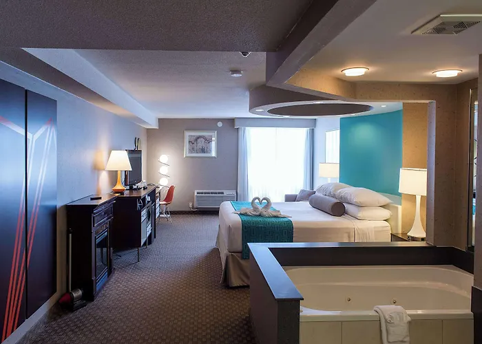 Howard Johnson Plaza By Wyndham By The Falls Niagara Falls