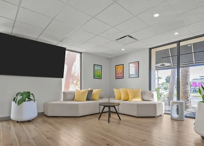 B&B Hotel Orlando International Drive Near Universal - Newly Renovated!