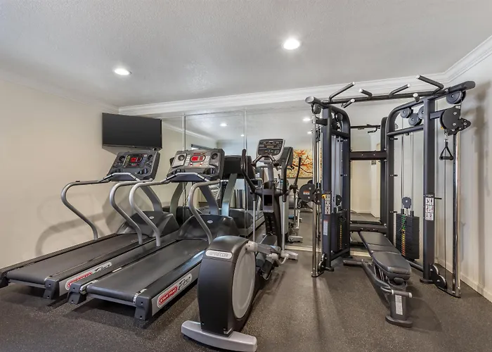 Best Western Town & Country Lodge