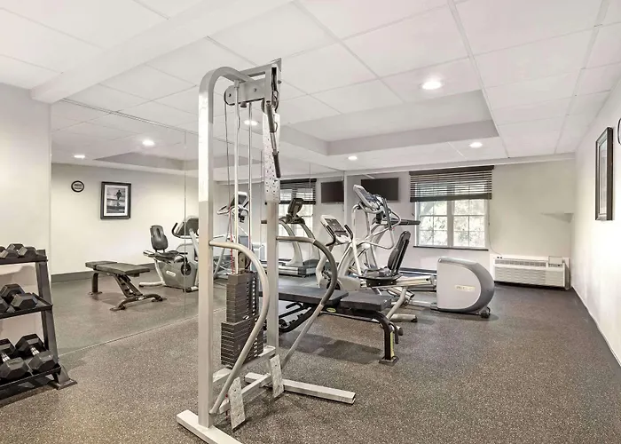 Best Western Hartford Hotel And Suites