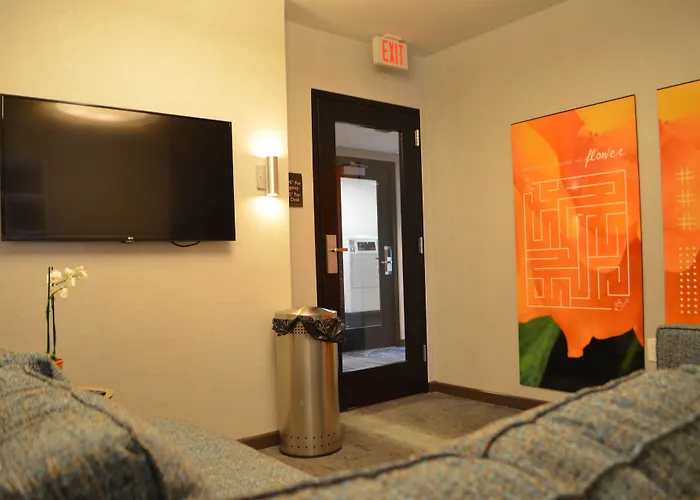 Hilton Garden Inn Providence Waterfront