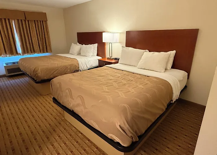 Quality Inn & Suites Eau Claire University Area