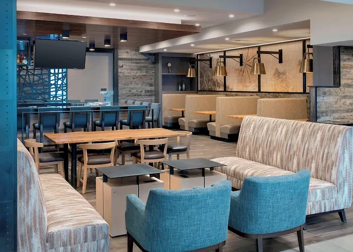Delta Hotels By Marriott Seattle Everett