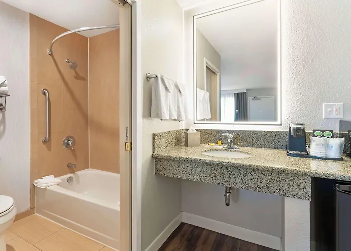 Best Western Plus Rancho Cordova Inn