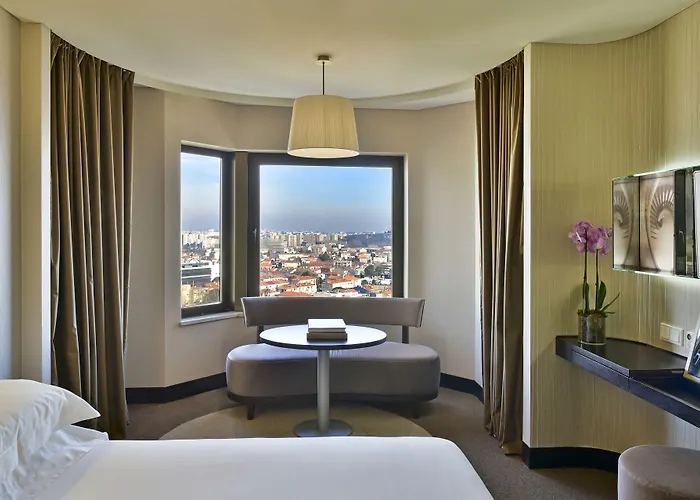 Porto Palacio Hotel By The Editory
