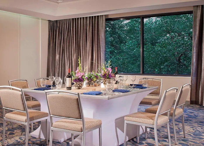 The Westin Dallas Park Central