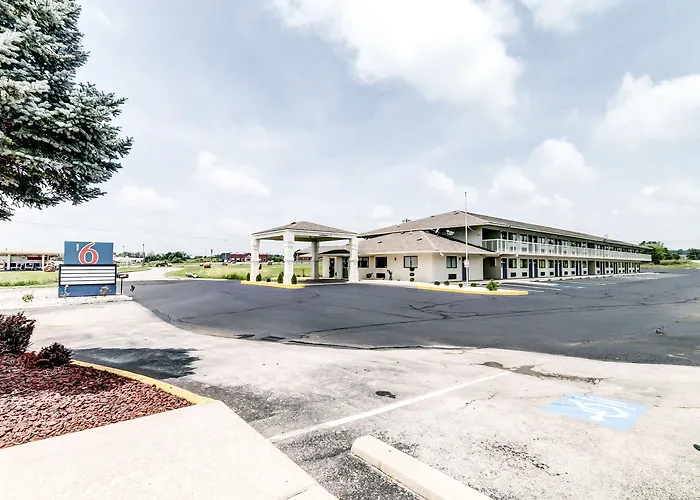 Motel 6-Berea, Ky