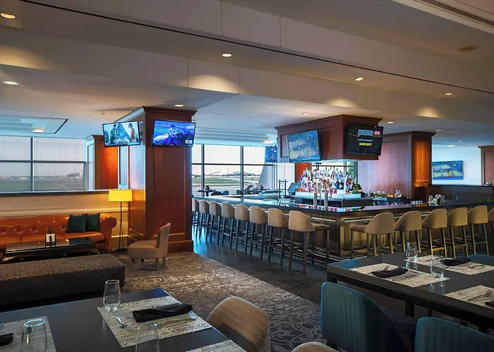 Renaissance Concourse Atlanta Airport Hotel