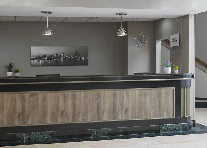 Detroit Marriott Livonia