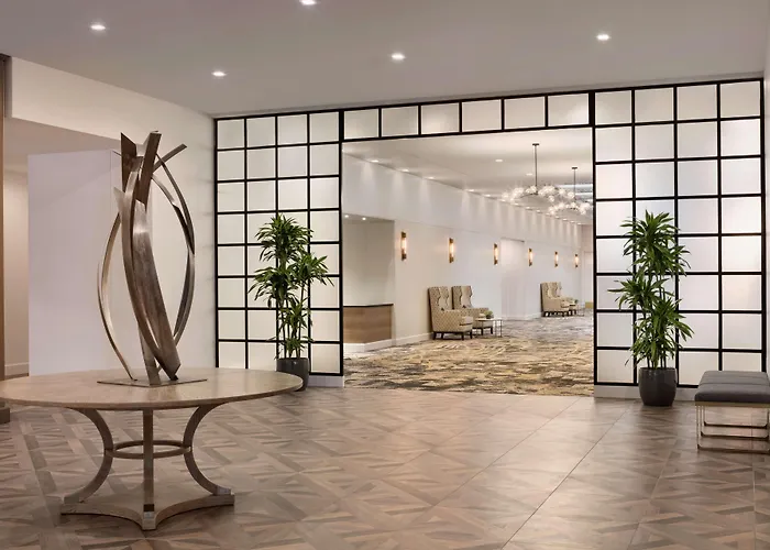 Doubletree By Hilton Canton Downtown