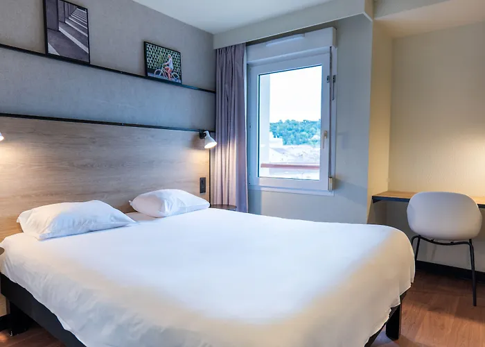 Ibis Agen Centre - Rénové en 2026