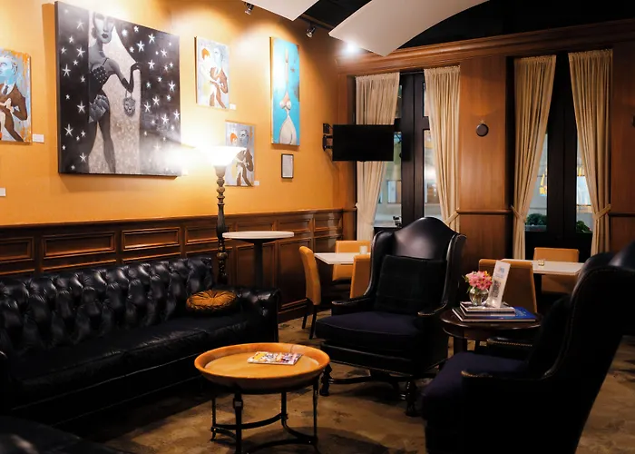 Blennerhassett Hotel