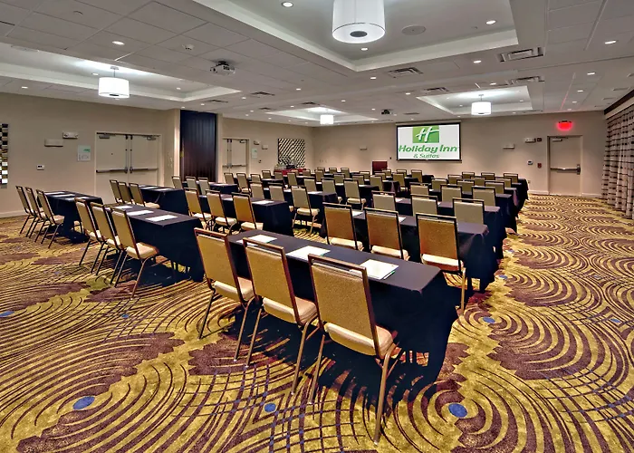 Holiday Inn & Suites Tupelo North By Ihg