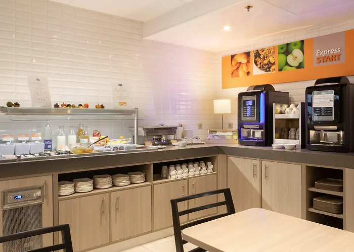 Holiday Inn Express Amiens By Ihg