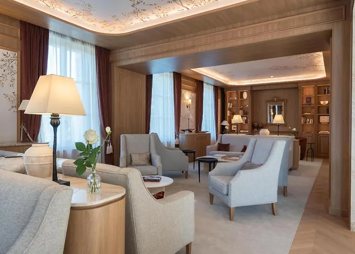 Relais D'Amboise - The Leading Hotels Of The World